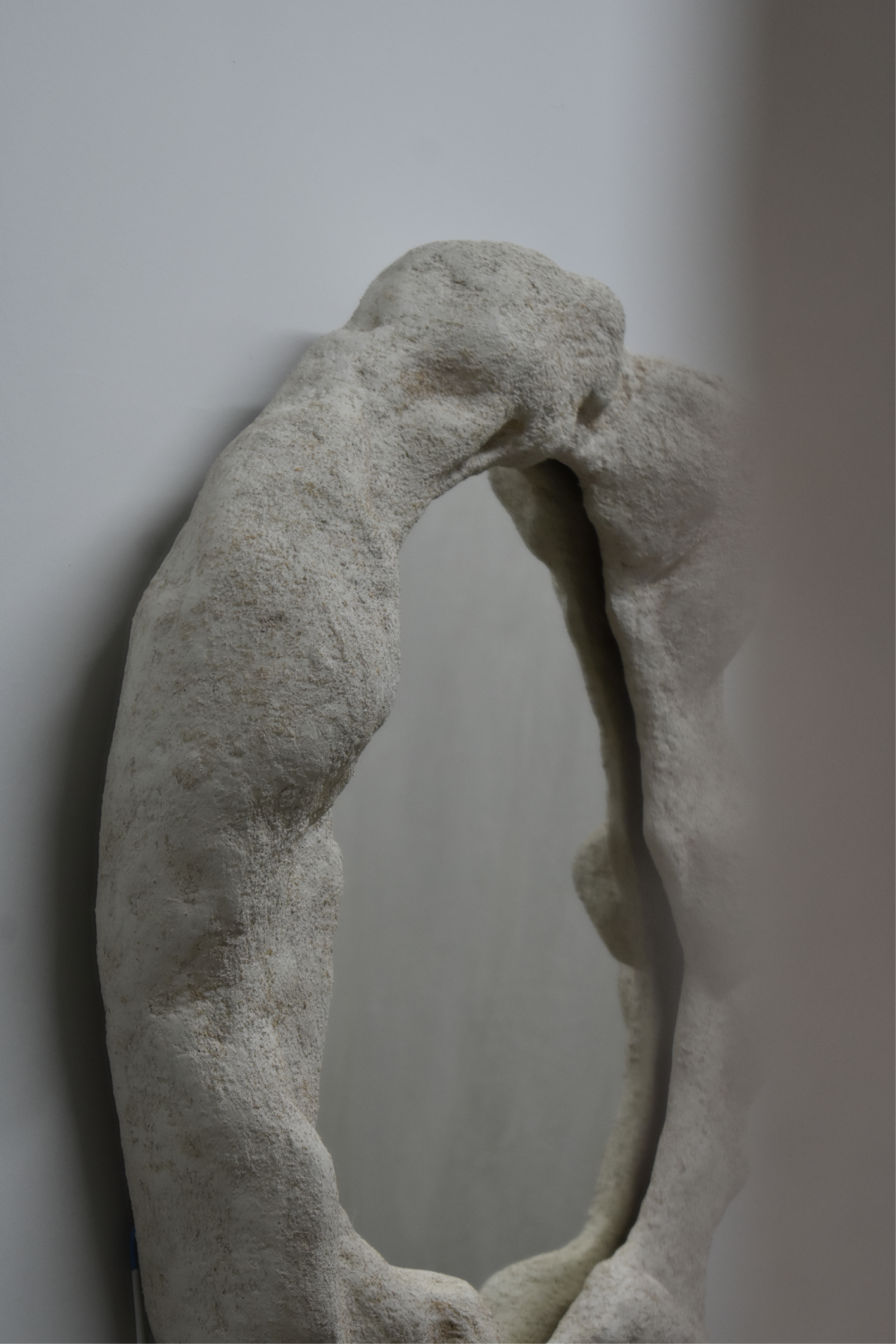 Stone-Inspired Round Mirror (Backlit)